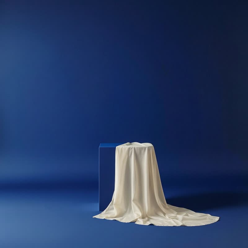 Chiffon draped over the reference plinth